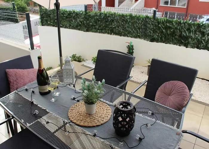 Apartment In Okrug Gornji With Terrace, Air Conditioning, Wifi, Washing Machine 5070-1 *