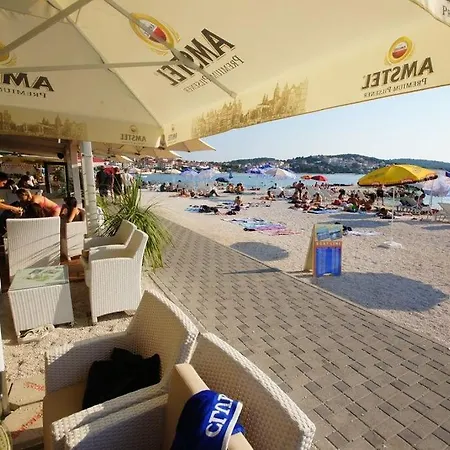 Apartamento In Okrug Gornji With Terrace, Air Conditioning, Wifi, Washing Machine 5070-1 *