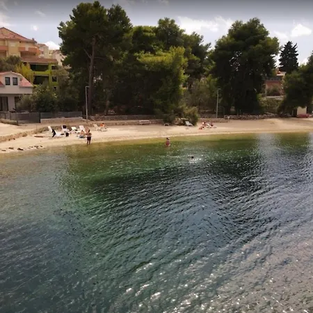 In Okrug Gornji With Terrace, Air Conditioning, Wifi, Washing Machine 5070-1 * Trogir