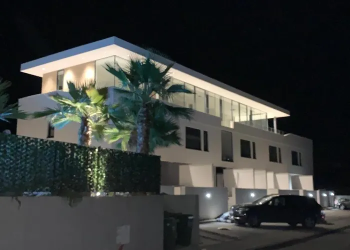 Appartement In Okrug Gornji With Terrace, Air Conditioning, Wifi, Washing Machine 5070-1 Trogir