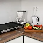 Διαμέρισμα In Okrug Gornji With Terrace, Air Conditioning, Wifi, Washing Machine 5070-1 Τρογκίρ
